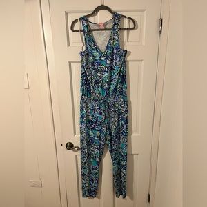Lilly Pulitzer Paulina Jumpsuit in “Sneak a Beak” Print. Size Medium